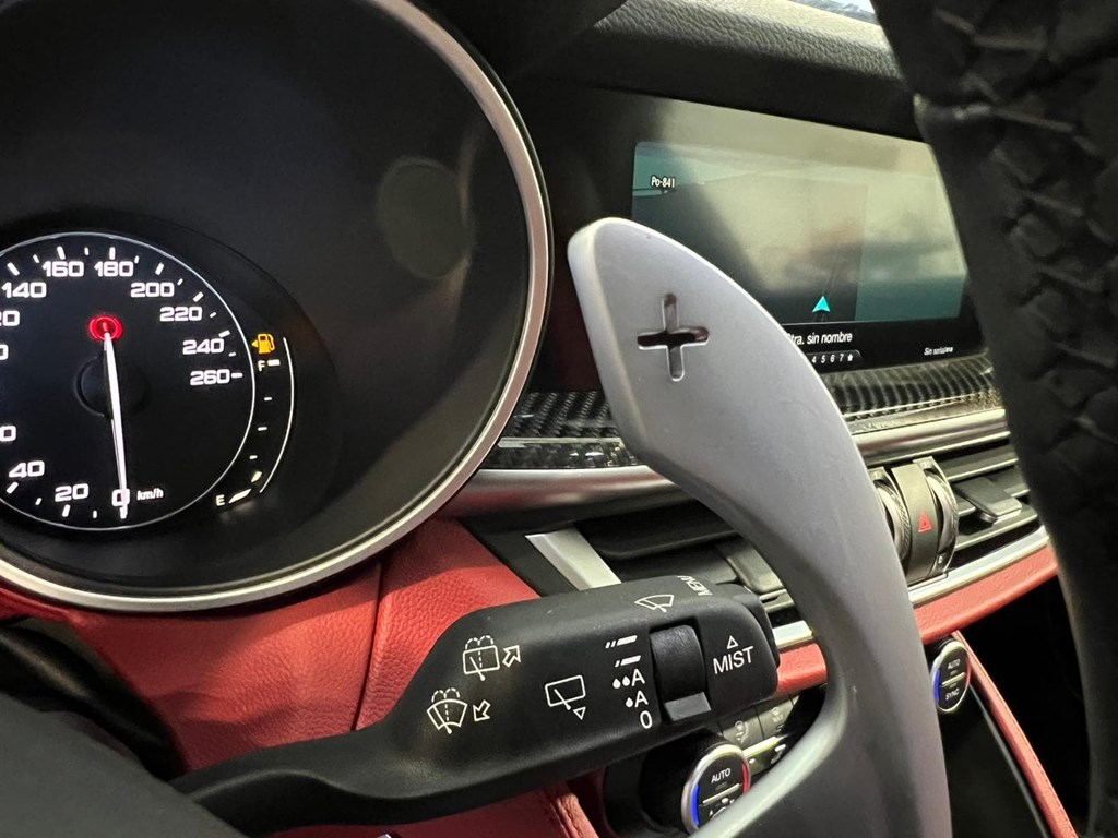 Foto 16 ALFA ROMEO STELVIO 2.2DIESEL 210CV VELOCE Q4