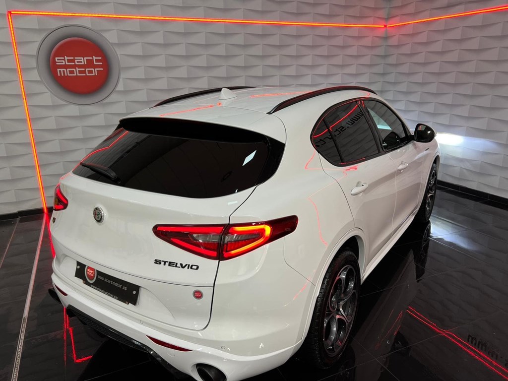 Foto 4 ALFA ROMEO STELVIO 2.2DIESEL 210CV VELOCE Q4