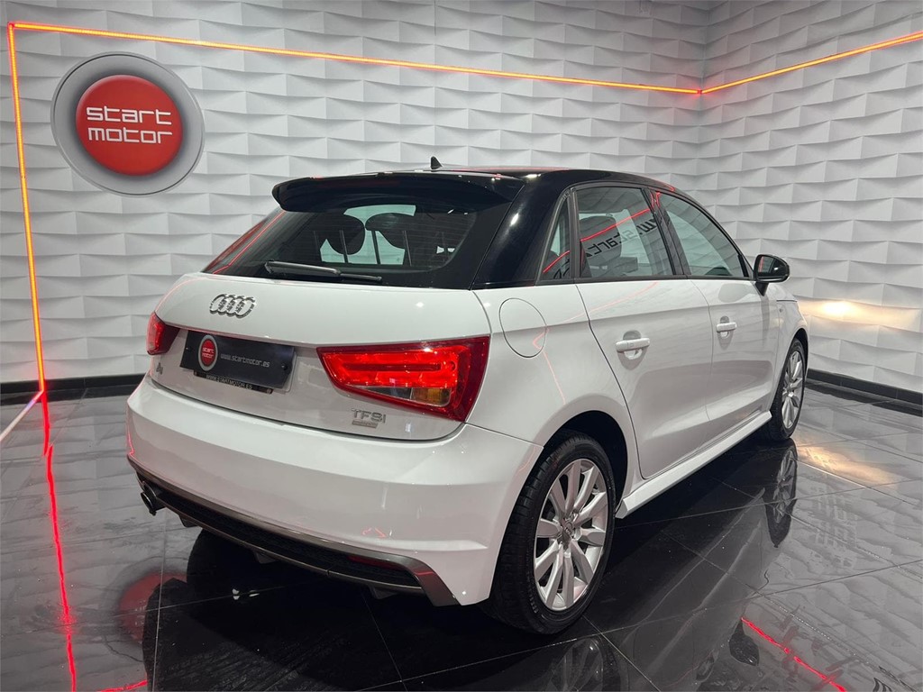 Foto 2 AUDI A1 ADRENALIN 1.0 TFSI SPORTBACK 95CV