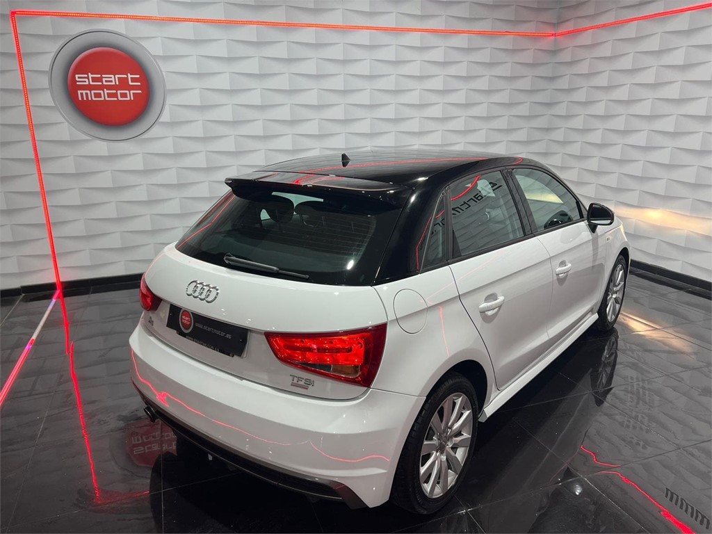 Foto 4 AUDI A1 ADRENALIN 1.0 TFSI SPORTBACK 95CV