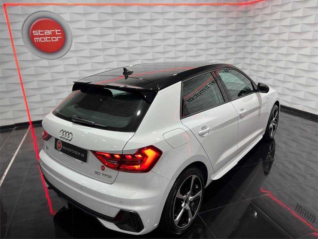 Foto 4 AUDI A1 SPORTBACK ADRENALINE 30TFSI S-TRONIC