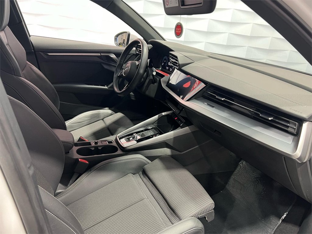 Foto 9 AUDI A3 SEDAN GENUINE EDITION 35TDI 150CV STRONIC