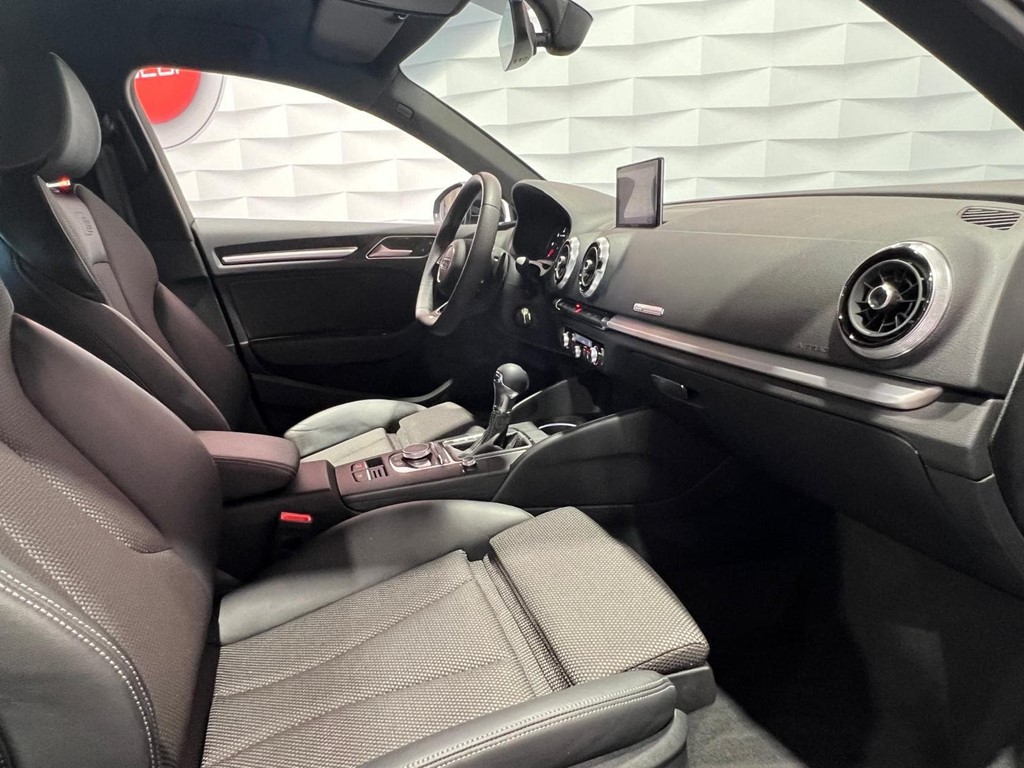 Foto 7 AUDI A3 SLINE 35TDI 150CV STRONIC SPORTBACK