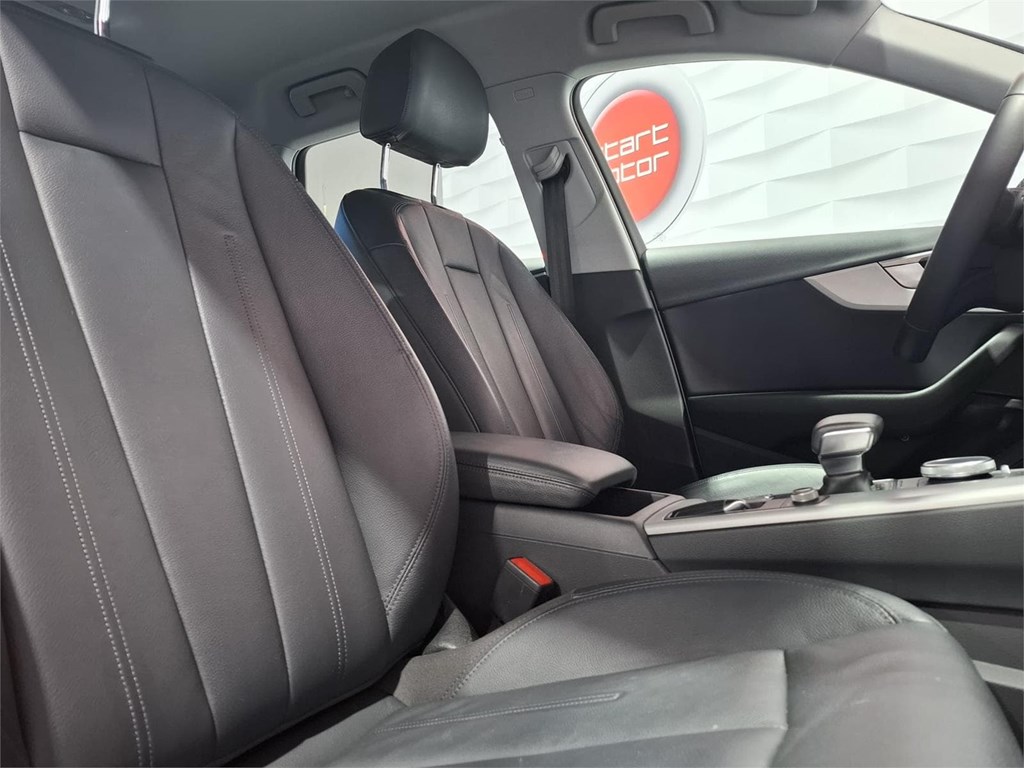 Foto 13 AUDI A4 AVANT 2.0 TDI 150CV AT7 E6