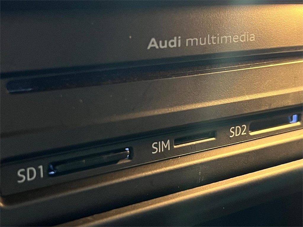 Foto 17 AUDI A4 AVANT 2.0 TDI S-TRONIC 150CV