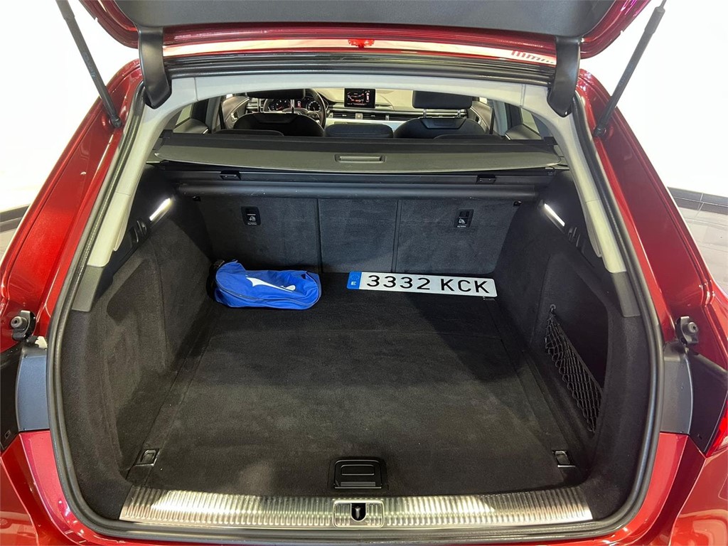 Foto 4 AUDI A4 AVANT 2.0 TDI S-TRONIC 150CV