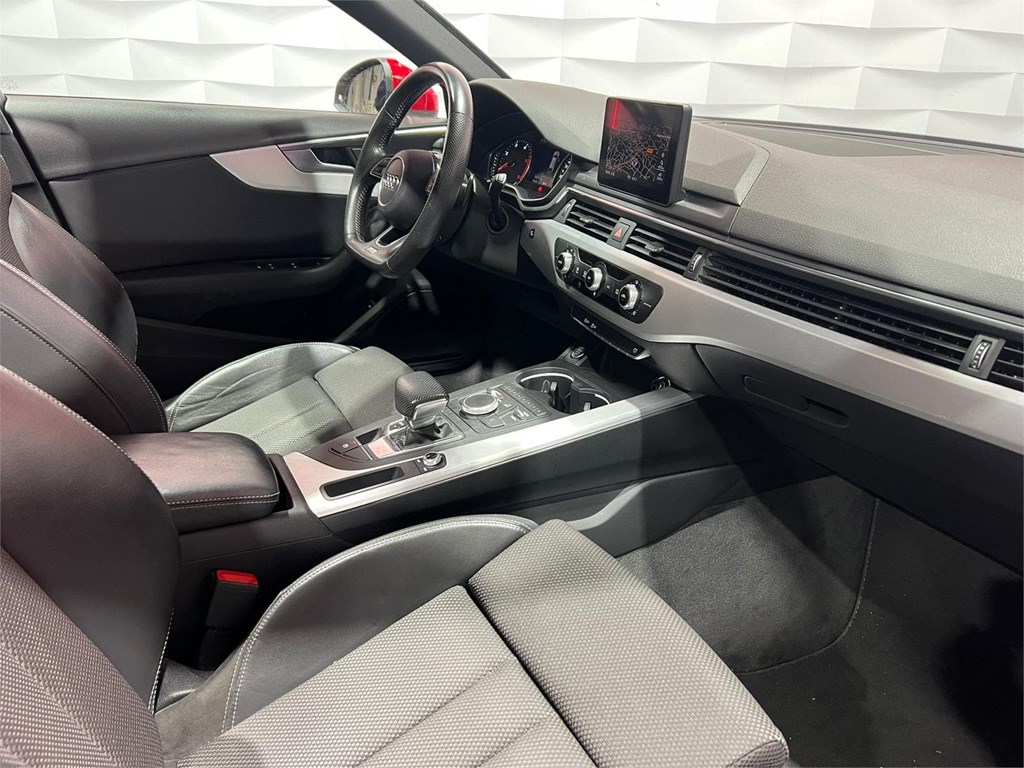 Foto 12 AUDI A4 AVANT S-LINE 2.0 150CV 