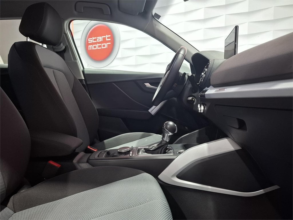 Foto 10 AUDI Q2 30 TFSI DESING 1.0 115CV AT7