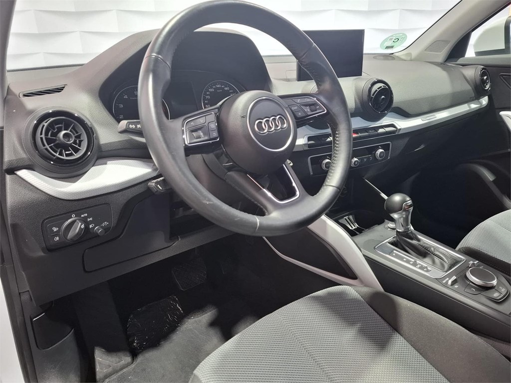 Foto 11 AUDI Q2 30 TFSI DESING 1.0 115CV AT7
