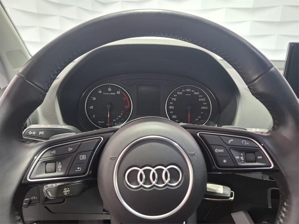 Foto 13 AUDI Q2 30 TFSI DESING 1.0 115CV AT7