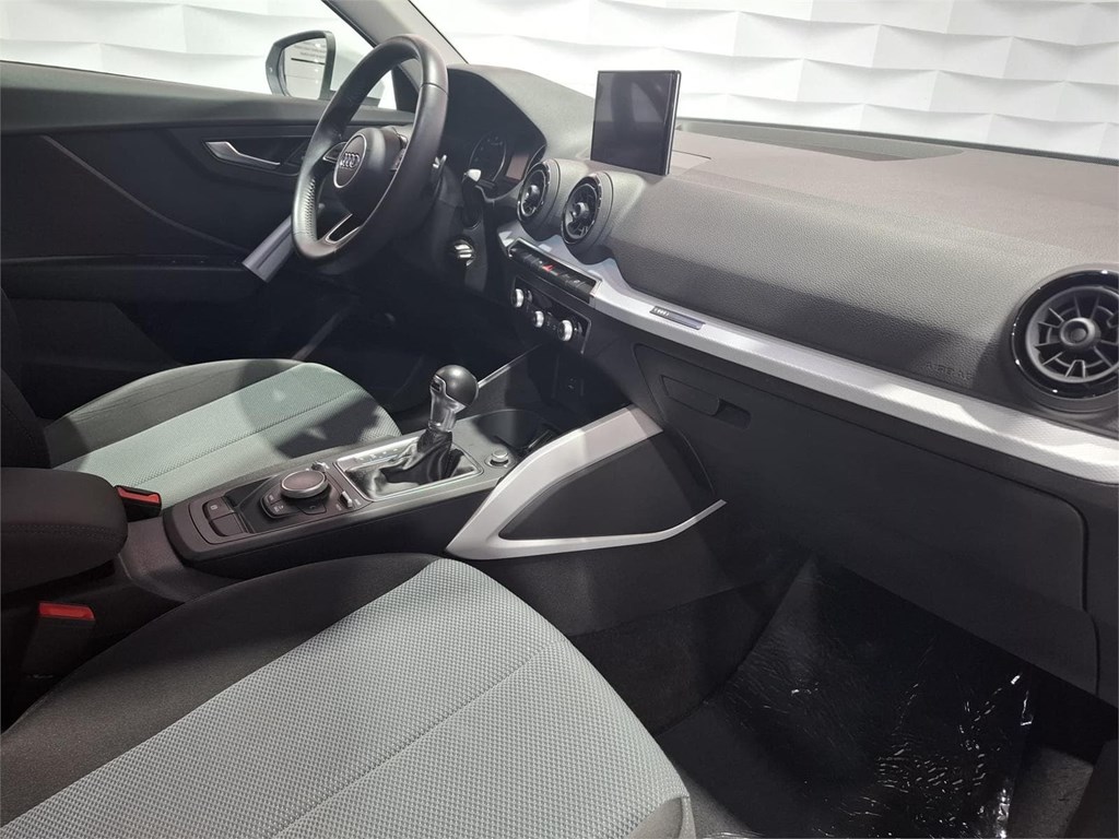Foto 9 AUDI Q2 30 TFSI DESING 1.0 115CV AT7