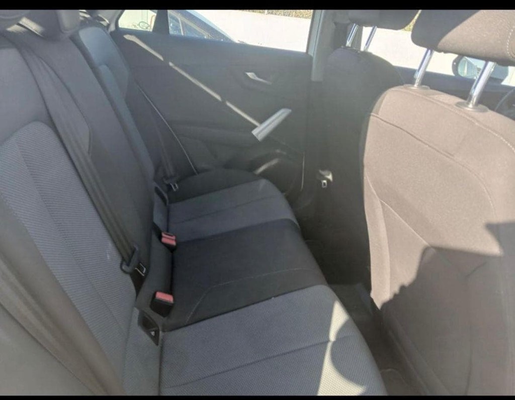 Foto 4 AUDI Q2 35 DESIGN 1.5 TFSI 150CV AT7