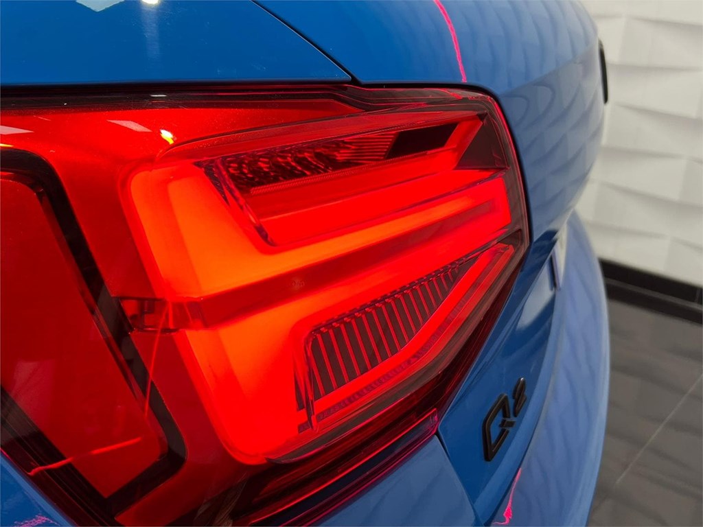 Foto 7 AUDI Q2 35 TFSI BLACK LINE S-TRONIC 150CV