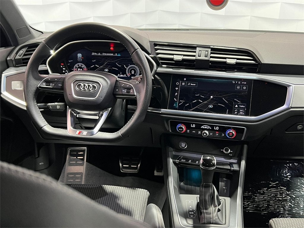 Foto 14 AUDI Q3 BLACK LINE EDITION 35 TDI  S-TRONIC 