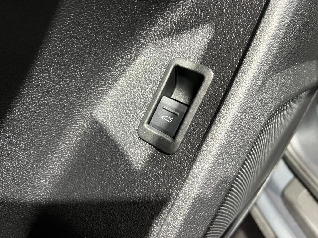 Foto 15 AUDI Q3 SPORTBACK 35 TDI S TRONIC