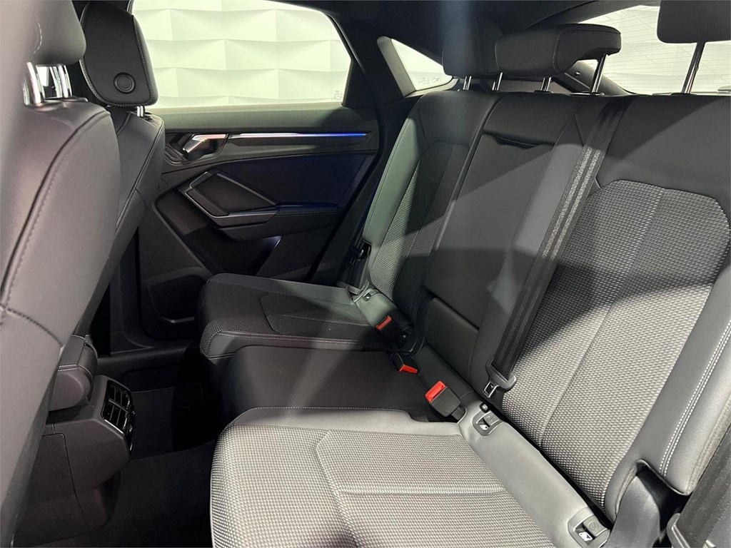 Foto 5 AUDI Q3 SPORTBACK 35 TFSI 150CV BLACK LINE
