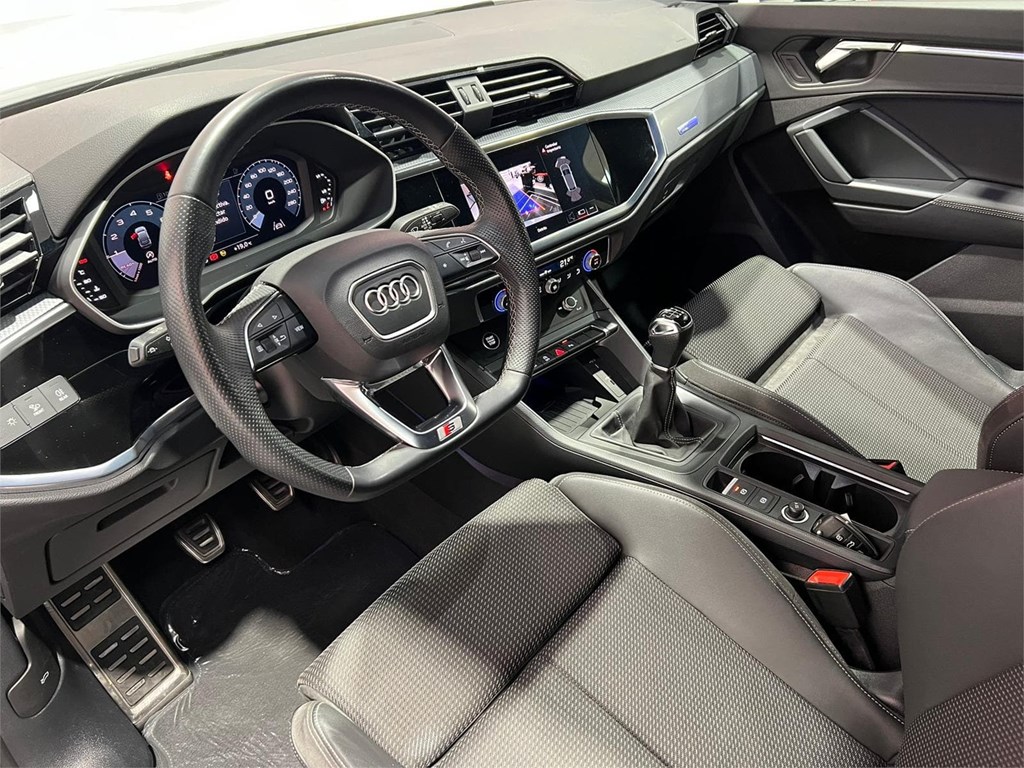Foto 7 AUDI Q3 SPORTBACK 35 TFSI 150CV BLACK LINE