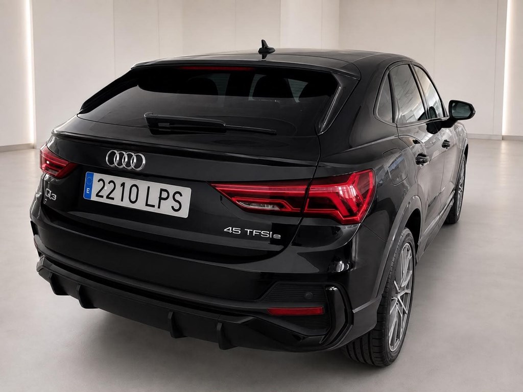 Foto 4 AUDI Q3 SPORTBACK 45TFSIE BLACK LINE TRIPTRONIC