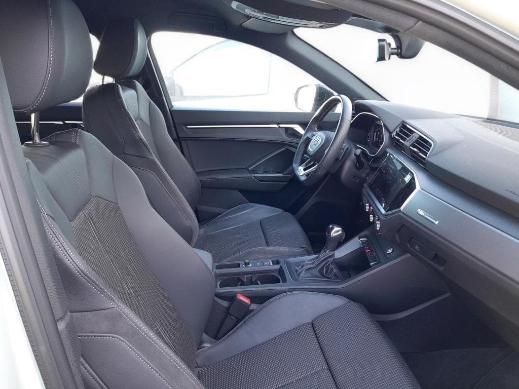 Foto 4 AUDI Q3 SPORTBACK BLACK LINE 35 TDI S-LINE 150 CV S-TRONIC