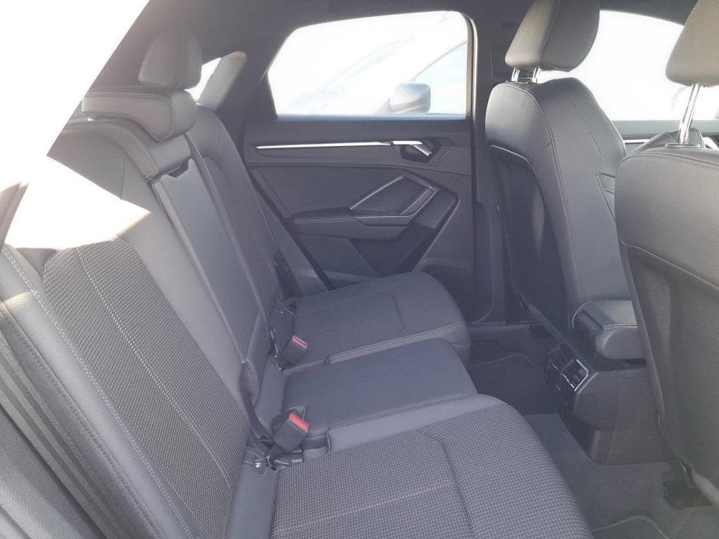 Foto 7 AUDI Q3 SPORTBACK BLACK LINE 35 TDI S-LINE 150 CV S-TRONIC