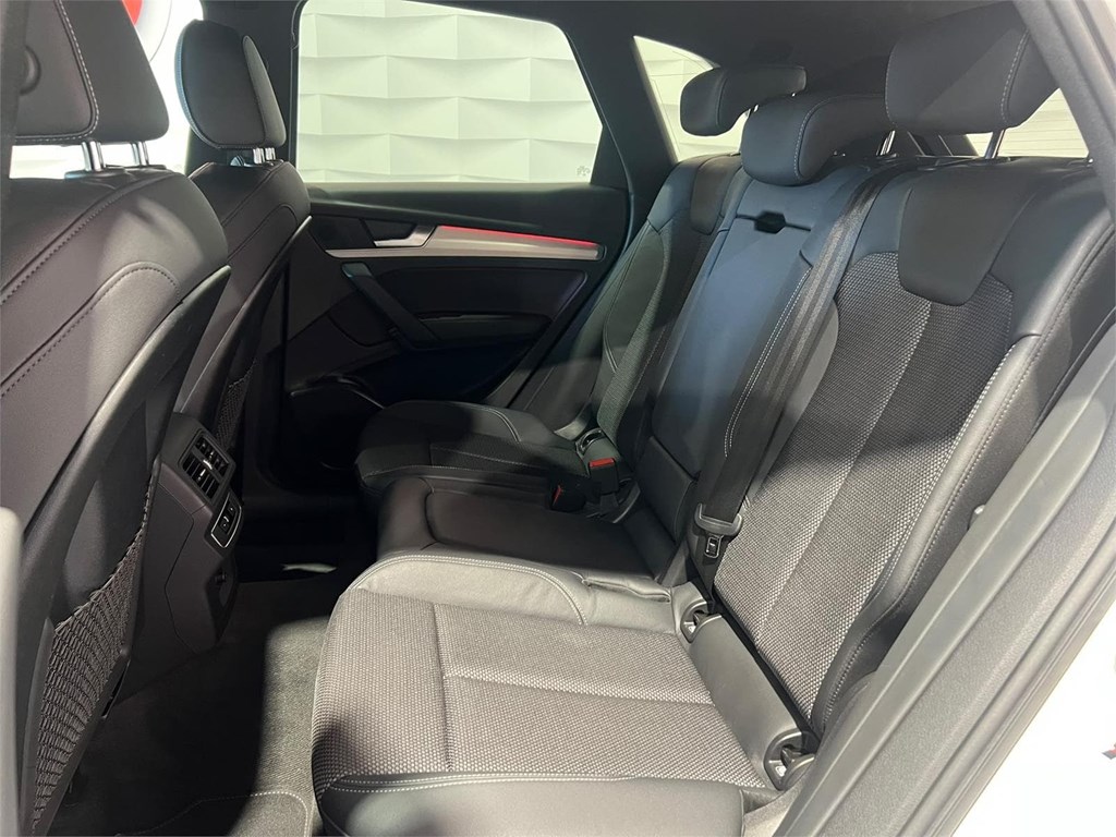 Foto 16 AUDI Q5 55 TFSIE BLACK LINE QUATTRO-ULTRA S TRONIC