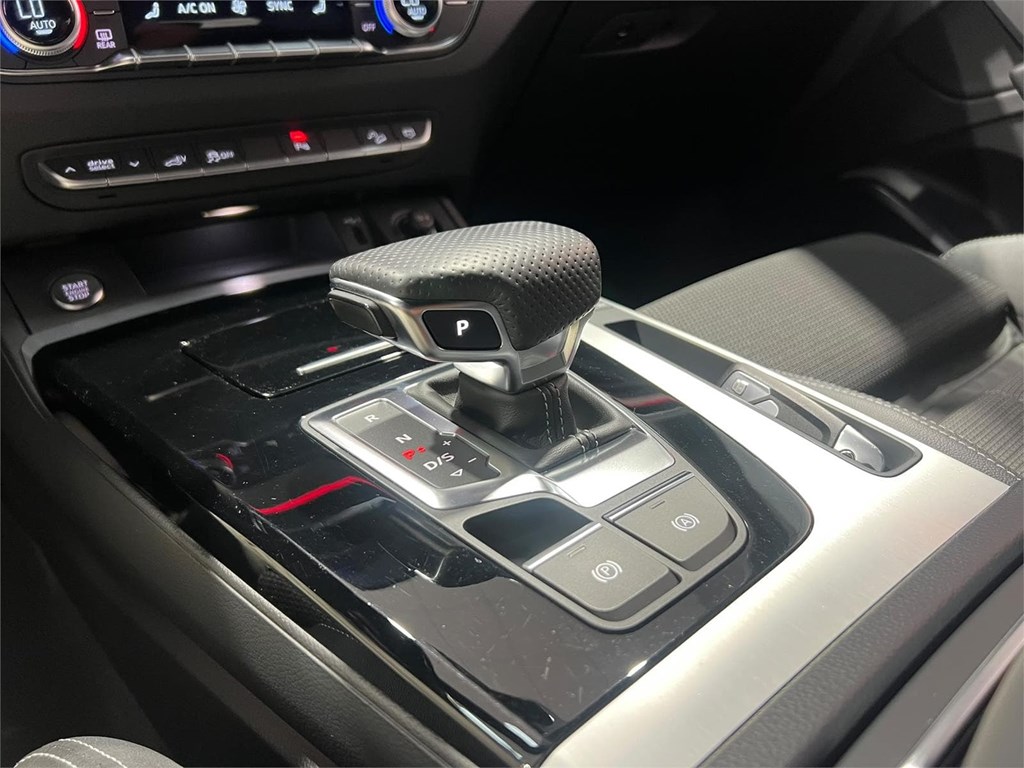 Foto 19 AUDI Q5 55 TFSIE BLACK LINE QUATTRO-ULTRA S TRONIC