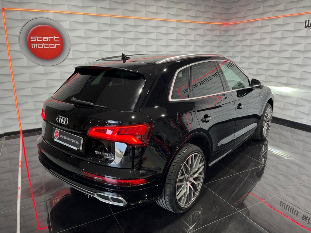 Foto 4 AUDI Q5 COMPETITION  55 TFSI E quattro S-tronic 