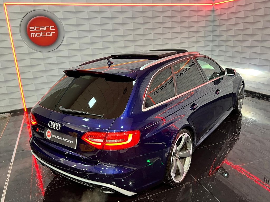 Foto 10 AUDI RS4 AVANT 4.2 V8 450CV