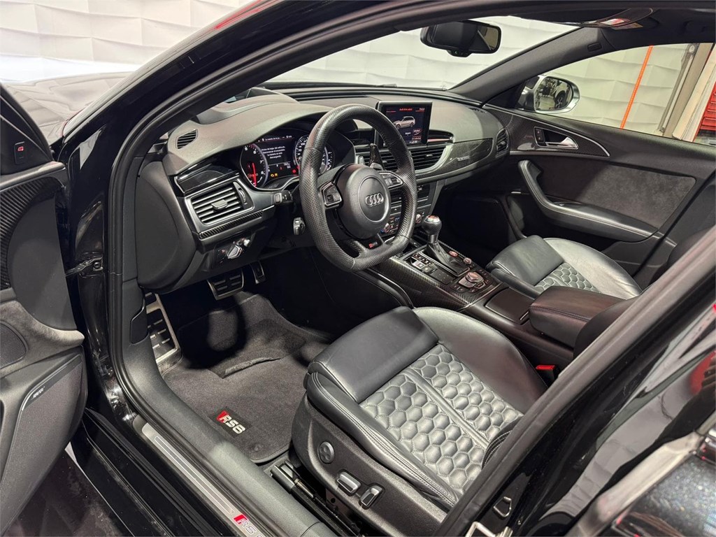 Foto 12 AUDI RS6 AVANT 4.0 TFSI QUATTRO TRIPTRONIC