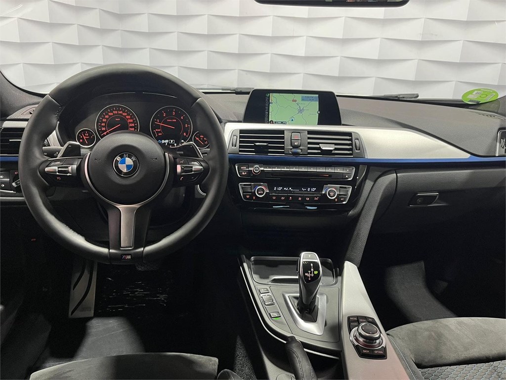 Foto 12 BMW 320d M Sport Tourung