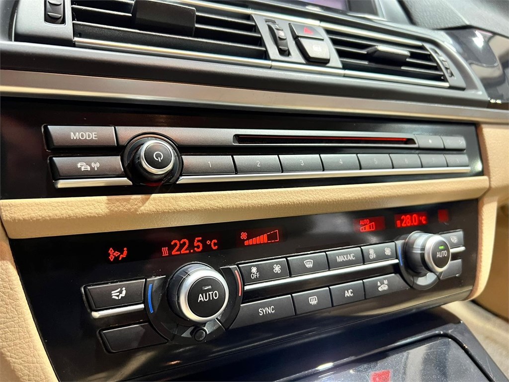 Foto 17 BMW 520d TOURING 2.0 183CV