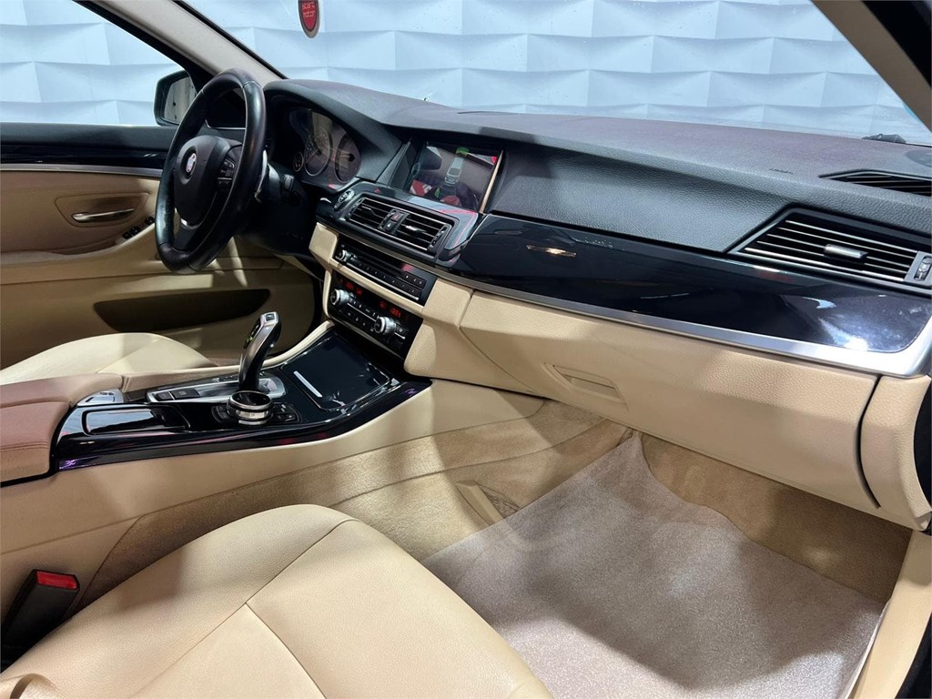 Foto 7 BMW 520d TOURING 2.0 183CV