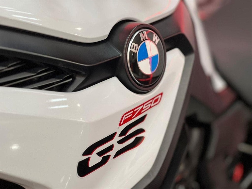 Foto 9 BMW F 750 GS