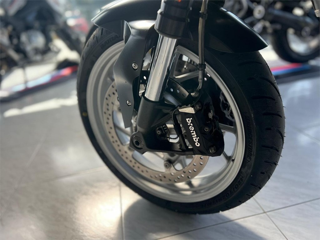 Foto 10 BMW F900R