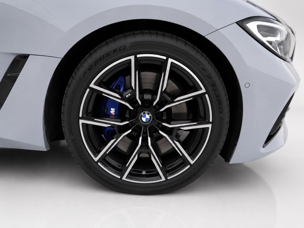 Foto 5 BMW I4 M50