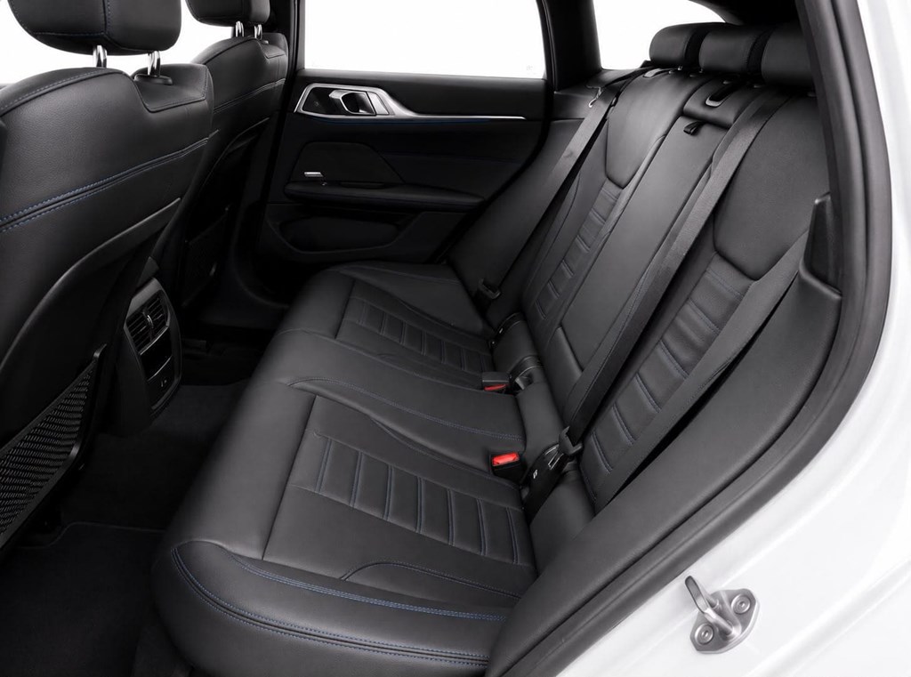 Foto 6 BMW I4 M50