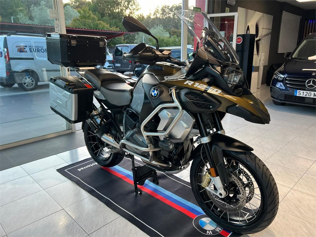 Foto 3 BMW R1250 GS ADVENTURE 