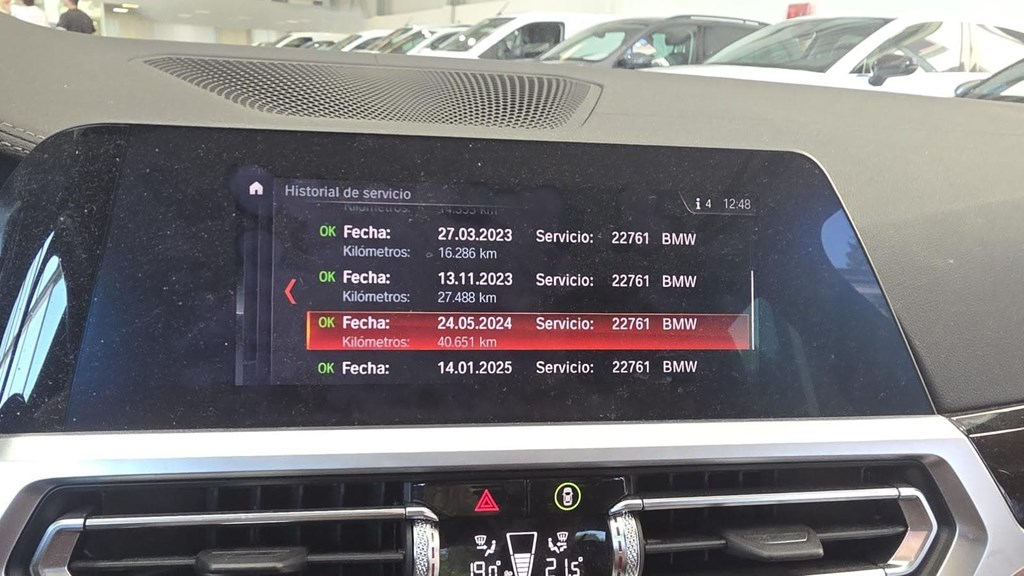 Foto 10 BMW SERIE 3 318dA LUXURY LINE 2.0 150CV 