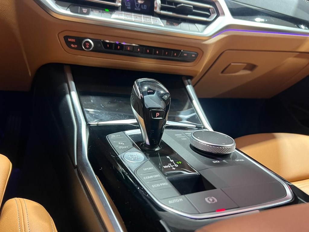 Foto 12 BMW SERIE 3 318dA LUXURY LINE 2.0 150CV 