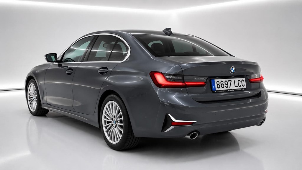 Foto 2 BMW SERIE 3 318dA LUXURY LINE 2.0 150CV 