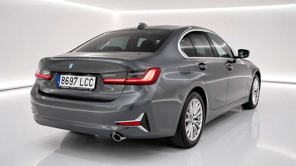 Foto 4 BMW SERIE 3 318dA LUXURY LINE 2.0 150CV 