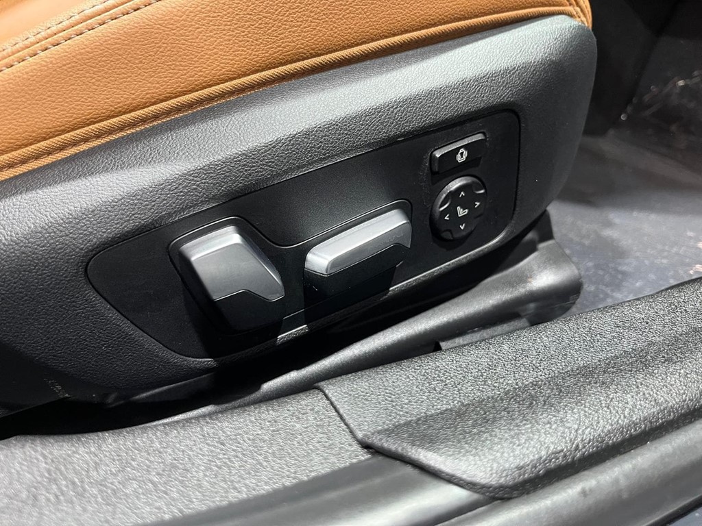 Foto 28 BMW SERIE 3 330e M SPORT 2.0 250CV AUT HÍBRIDO ENCHUFABLE