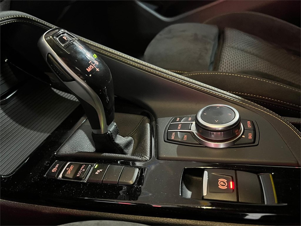 Foto 11 BMW X2 M SPORT 18d SDRIVE
