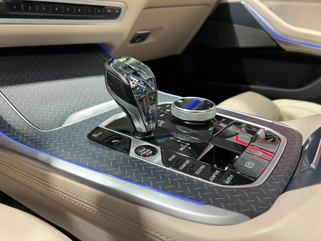 Foto 26 BMW X7 xDRIVE 40d