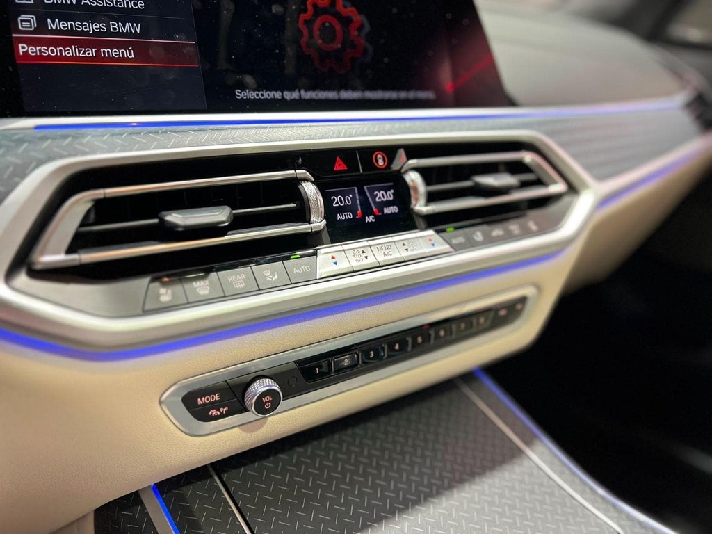Foto 28 BMW X7 xDRIVE 40d