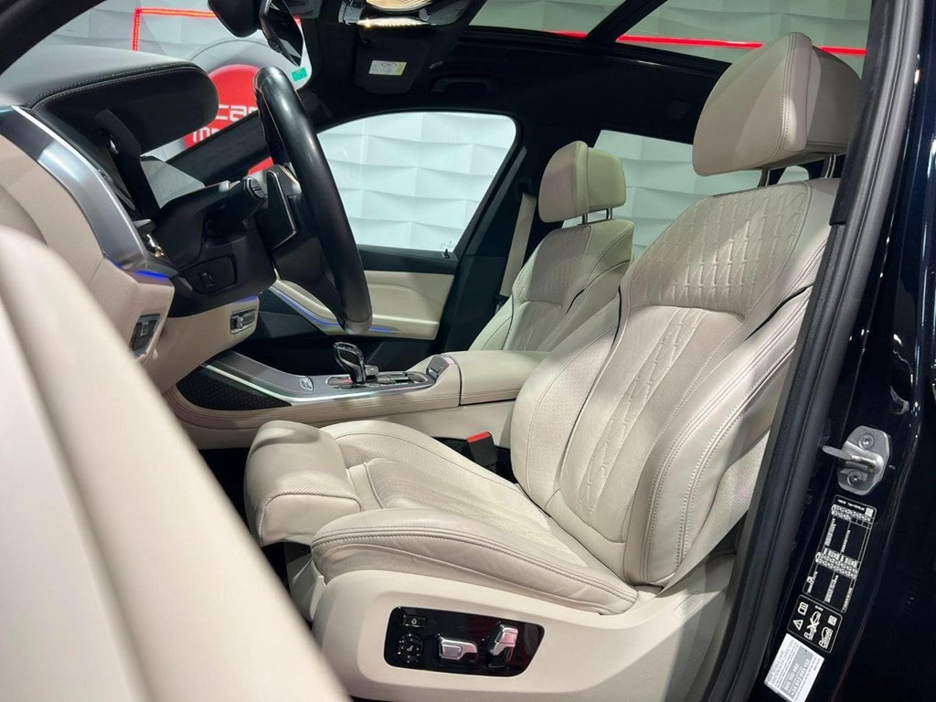 Foto 9 BMW X7 xDRIVE 40d