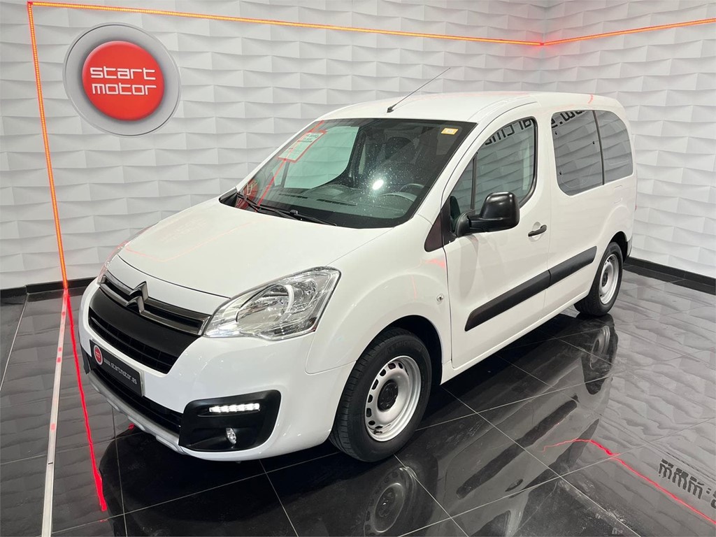 Foto 3 CITROEN BERLINGO COMBI LIVE EDITION  Talla M BlueHDi 1.6 100CV 