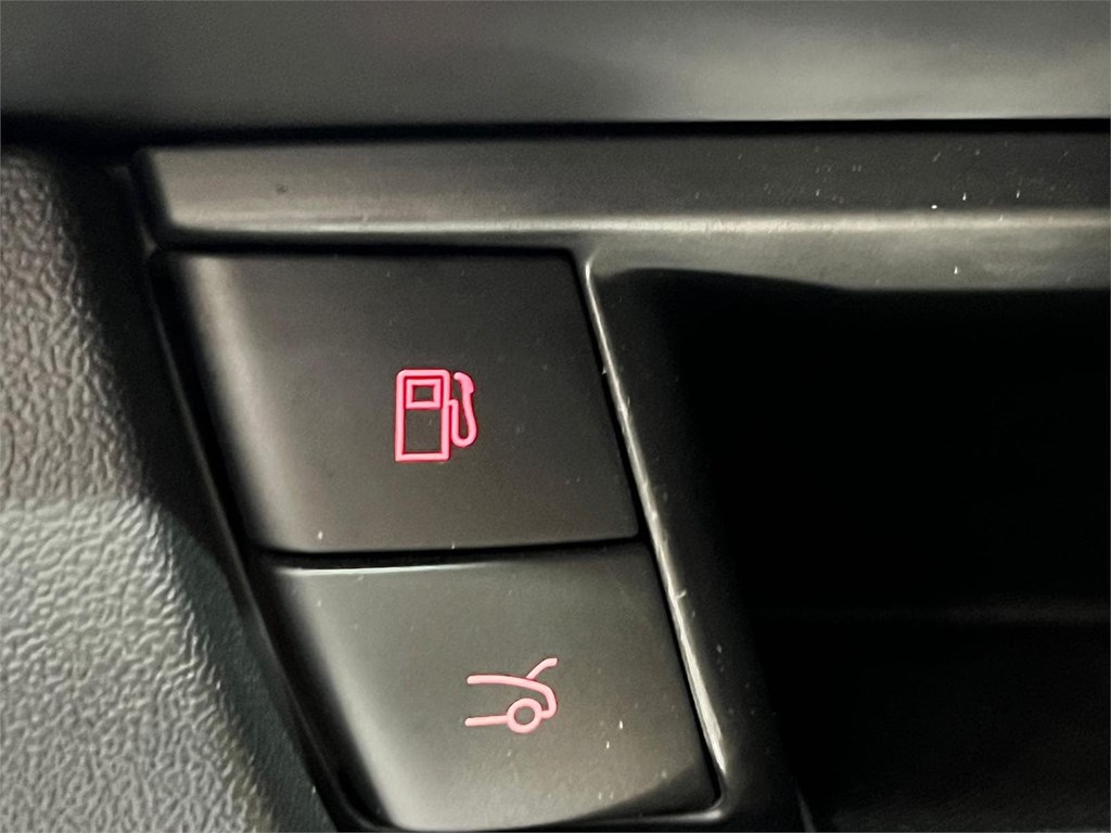 Foto 23 CITROEN DS5 SPORT 2.0 163CV HIBRIDO 