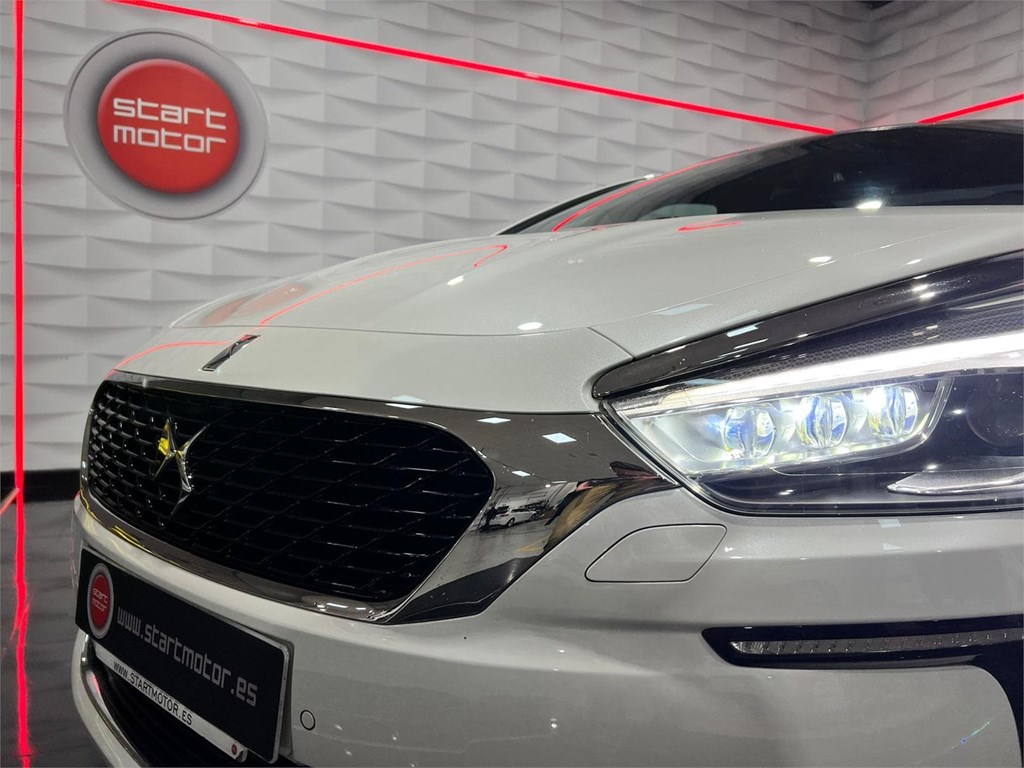 Foto 4 CITROEN DS5 SPORT 2.0 163CV HIBRIDO 