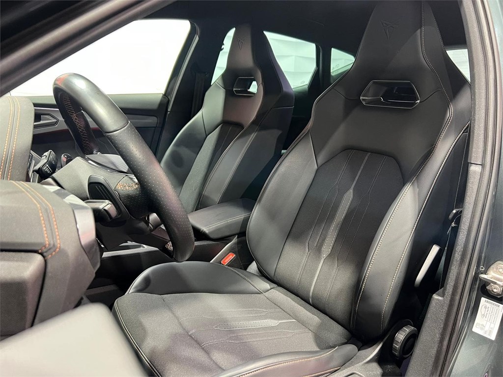 Foto 14 CUPRA FORMENTOR  1.4 E-HYBRID 245 VZ DSG